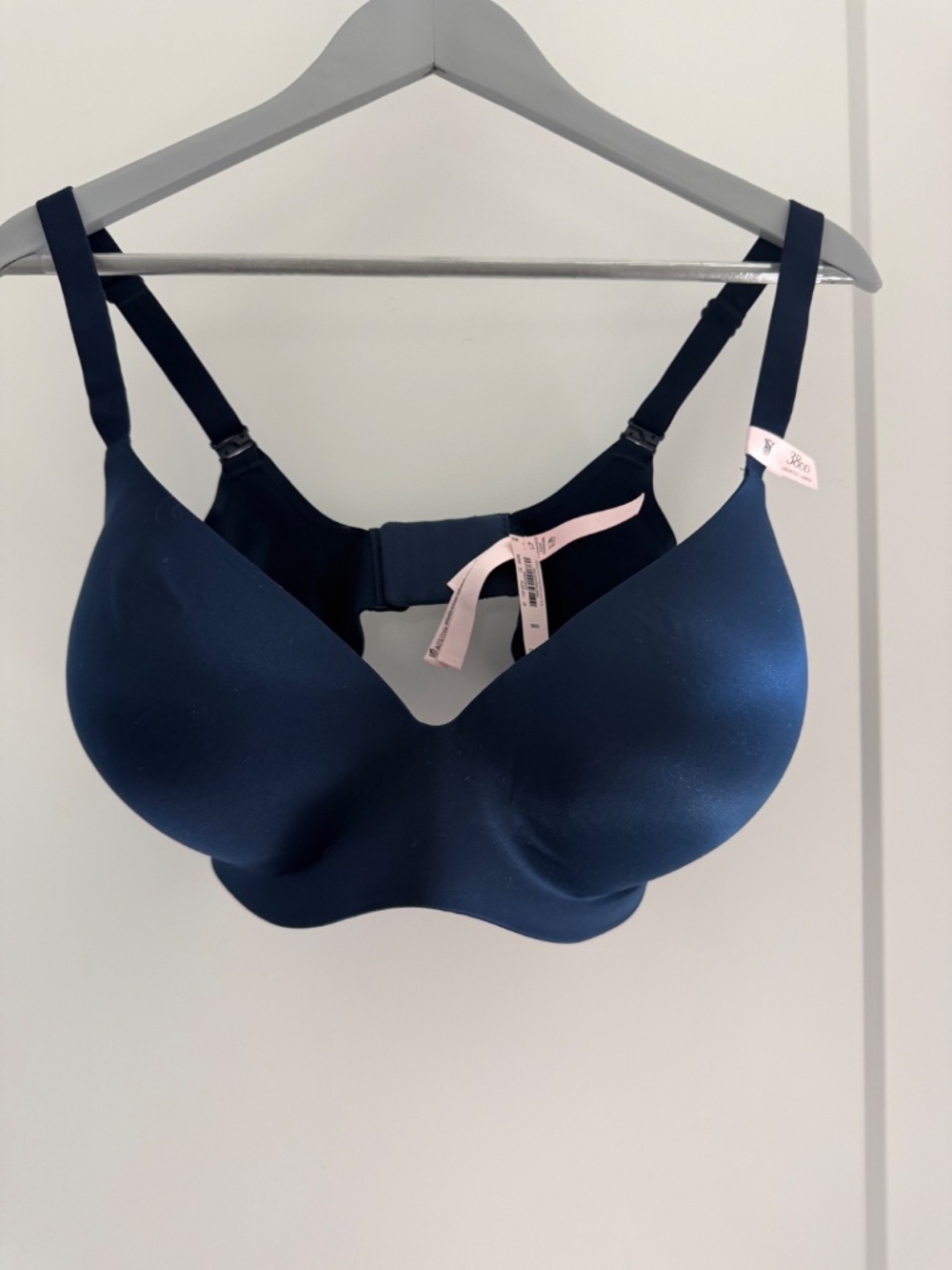 Victoria's Secret Navy Blue Bra 38DD NWT